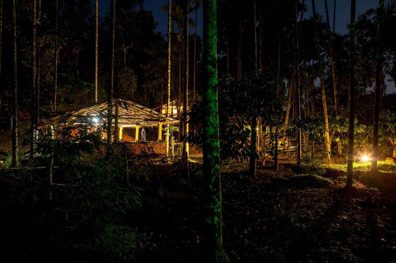 Wooden Cottages Glen Wayanad Meppadi Exterior photo
